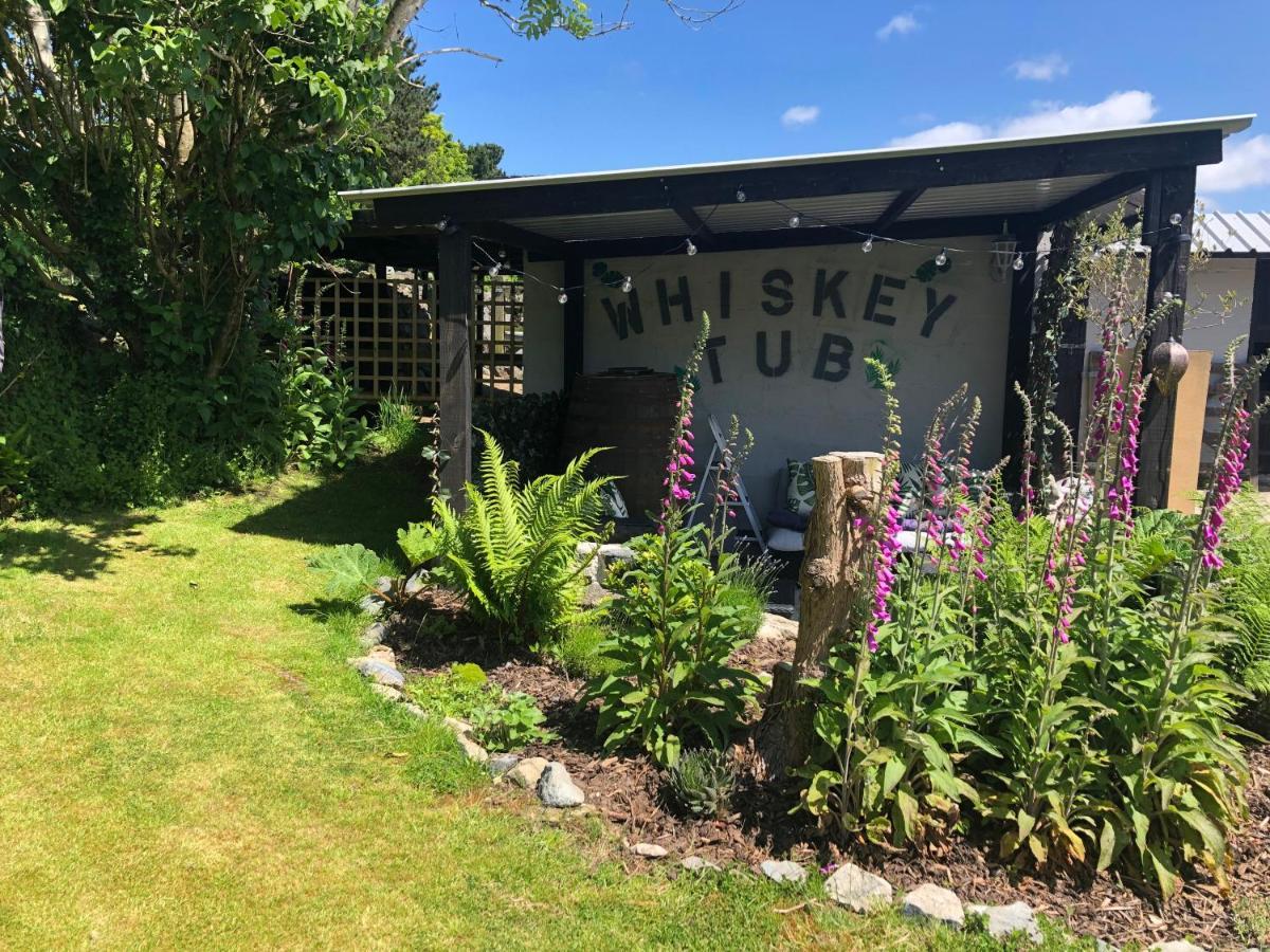 Miners Hut Farm stay *