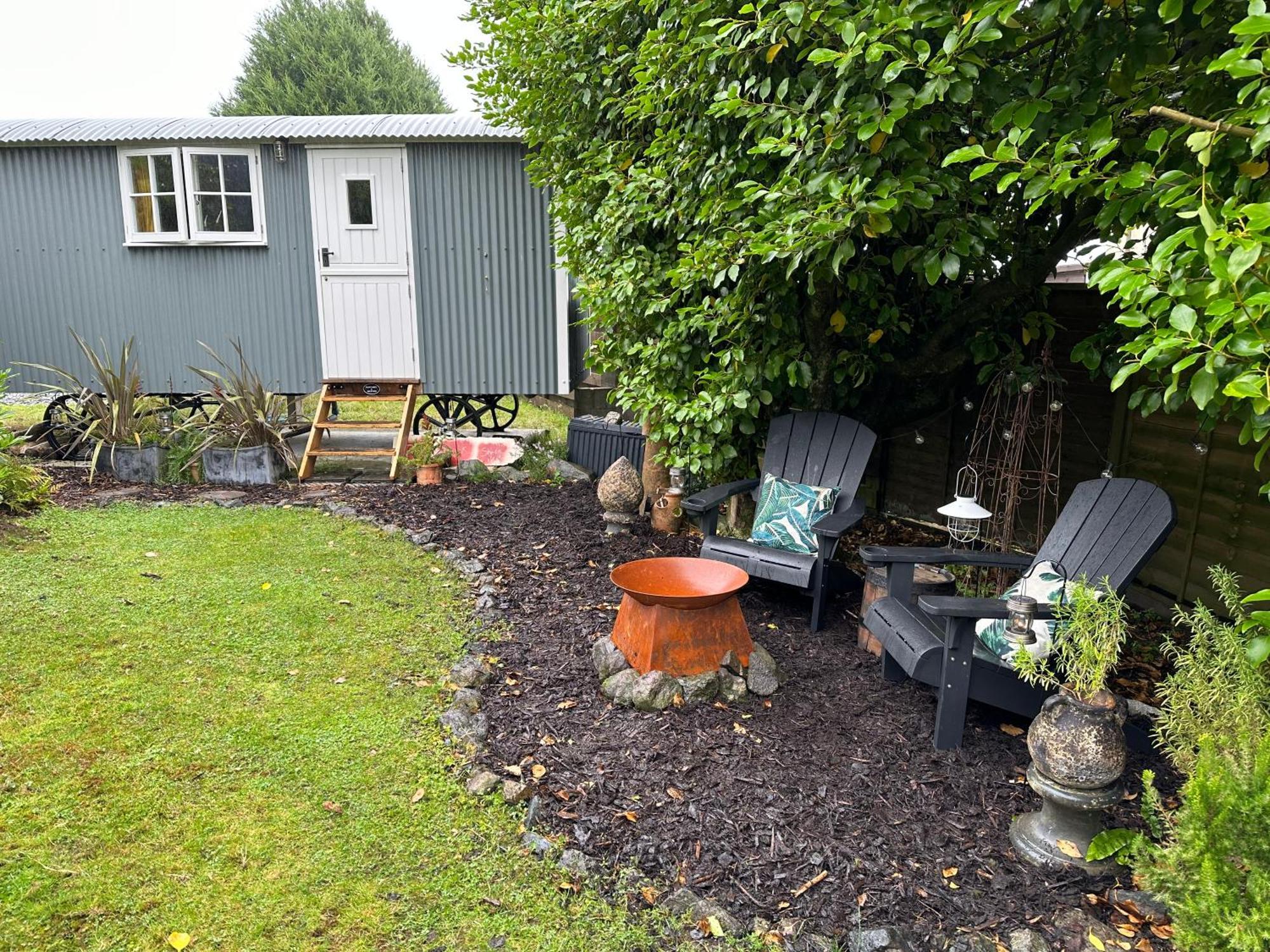 Miners Hut Farm stay